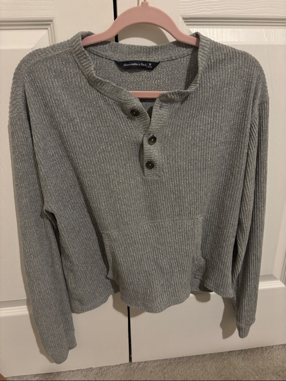 Abercrombie & Fitch Heather Gray Ribbed Henley Sweater